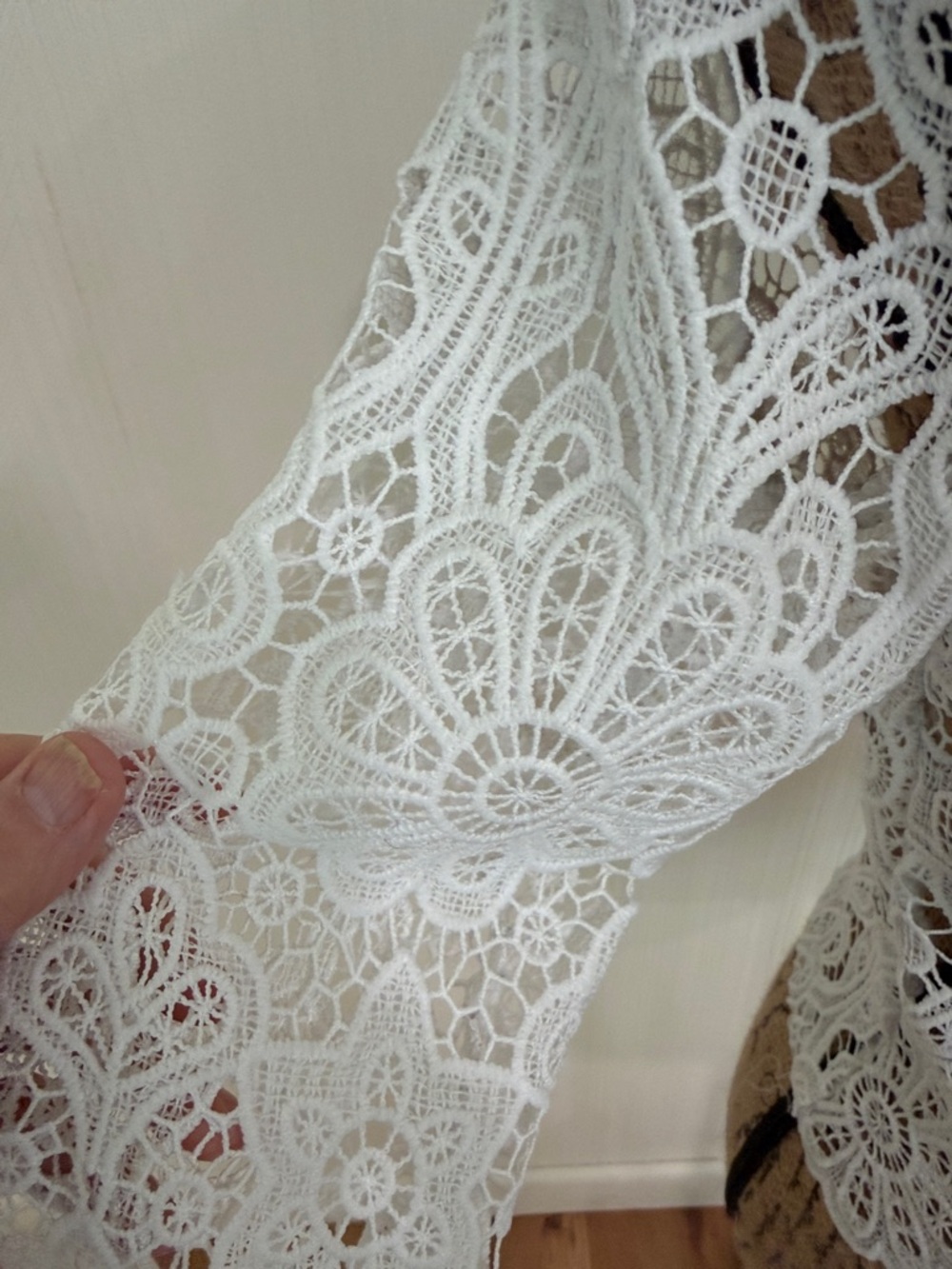 Women's White Lace Button-Up Shirt Jacket - Picture 5 of 11